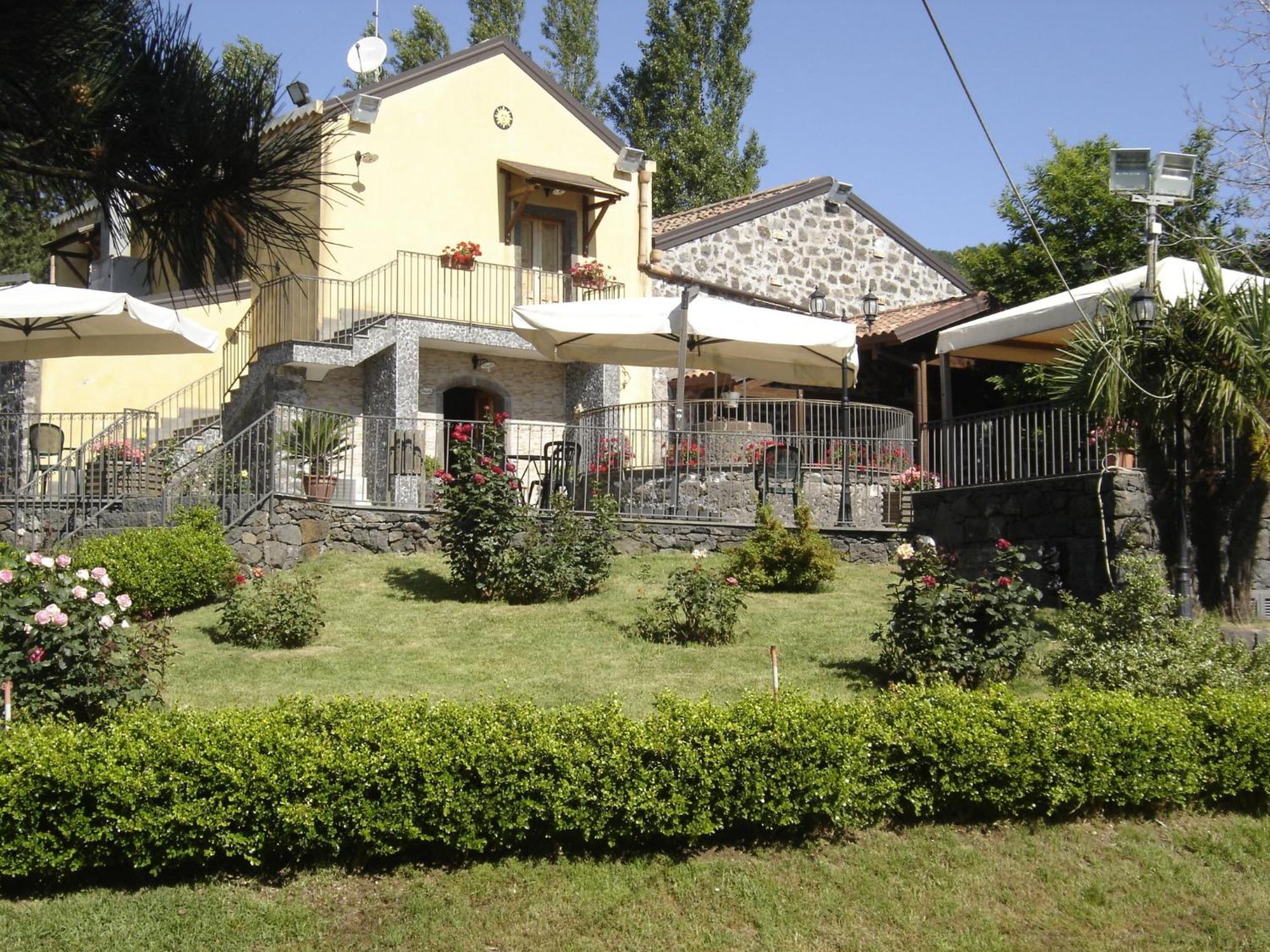 Ai Vecchi Crateri SantʼAlfio Exterior foto