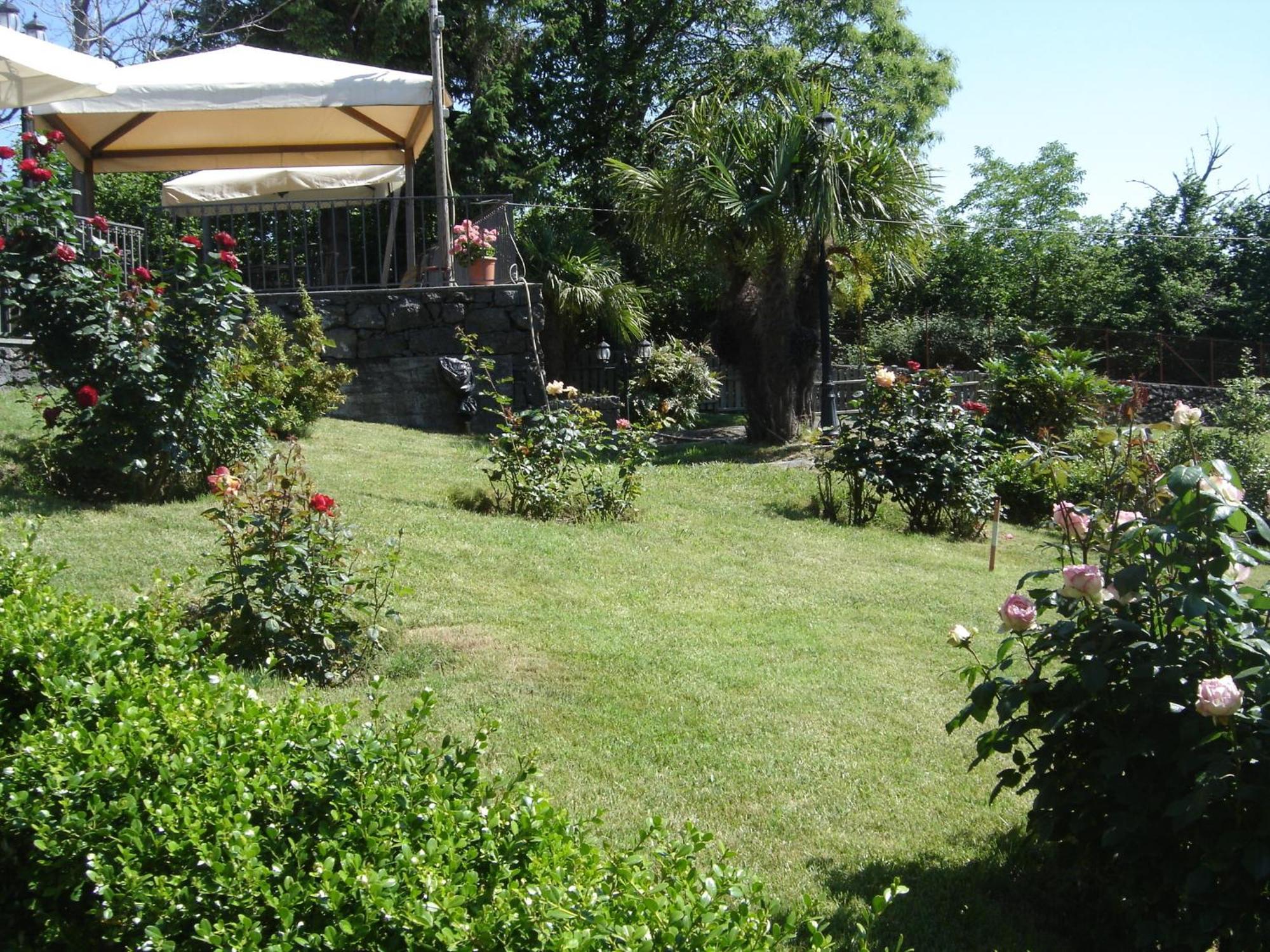Ai Vecchi Crateri SantʼAlfio Exterior foto