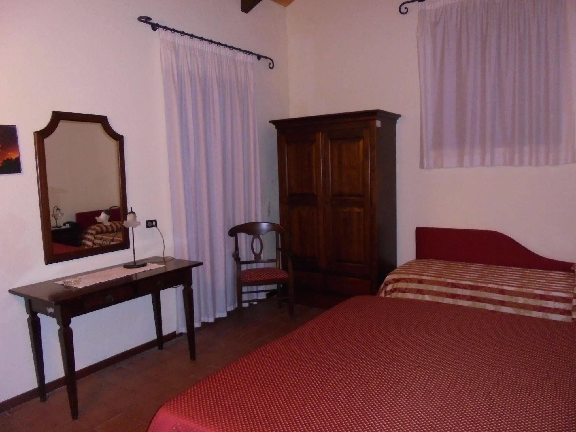 Ai Vecchi Crateri SantʼAlfio Exterior foto
