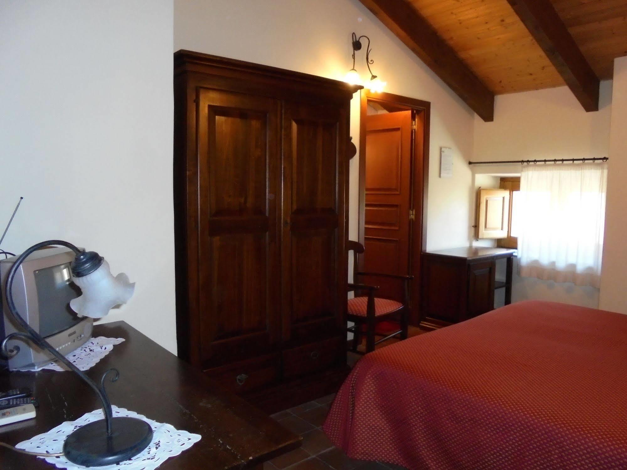 Ai Vecchi Crateri SantʼAlfio Exterior foto