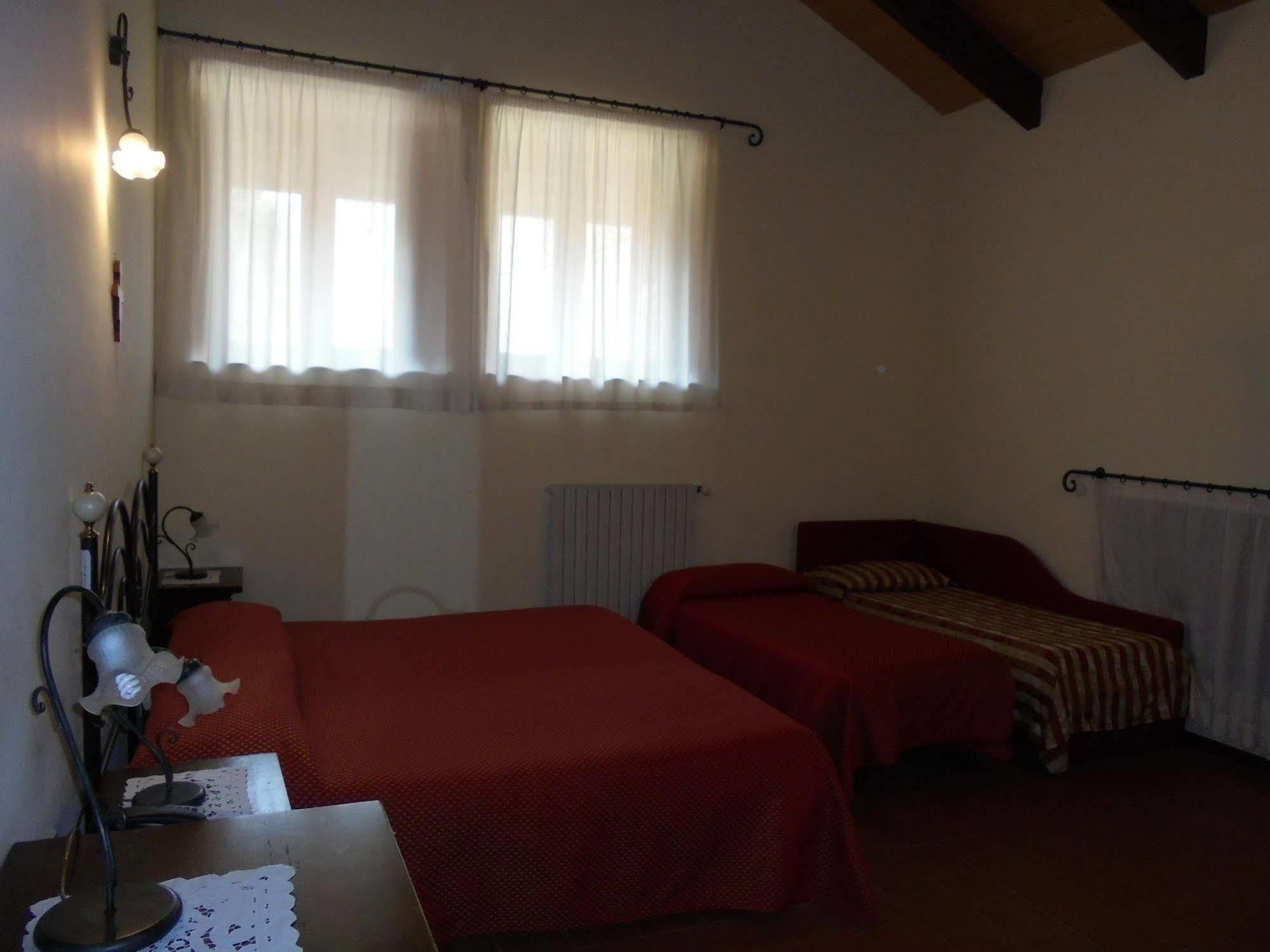Ai Vecchi Crateri SantʼAlfio Exterior foto